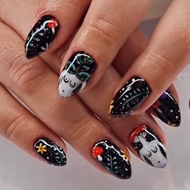 nails 3 small square